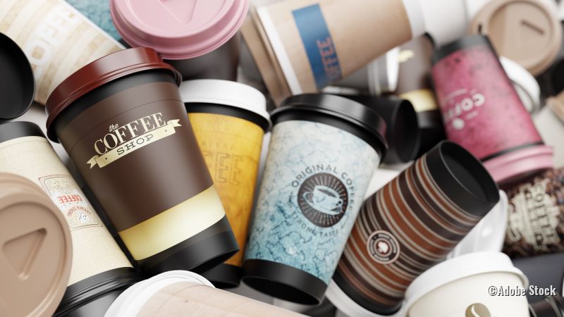 Einmal-Kaffeebecher