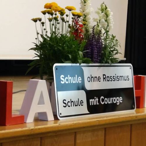 csm_230705_schule_gegen_rassismus_d59388e1c3.jpg